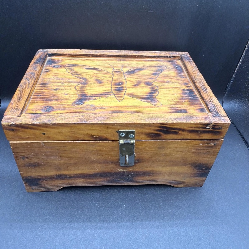 VTG Hand Made Treasure Box Butterfly 10x8x5 1/4"